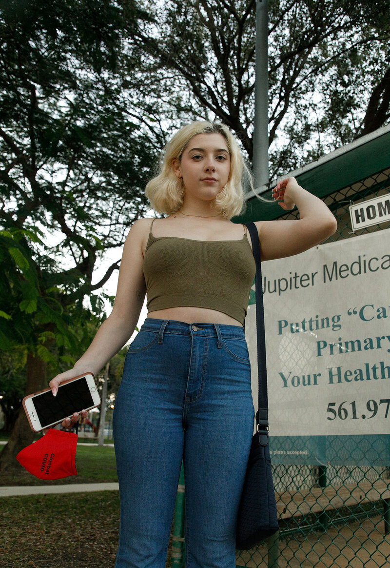 Зоя, 23 года, 0 размер груди